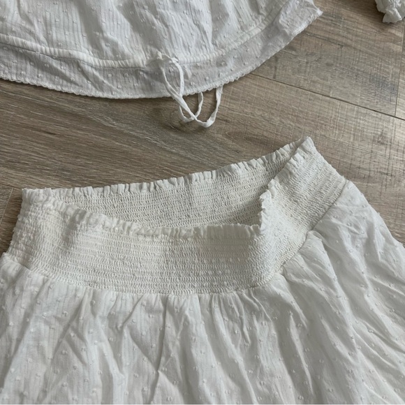 lauren conrad white Swiss dot midi skirt and cropped blouse set - Picture 9 of 11